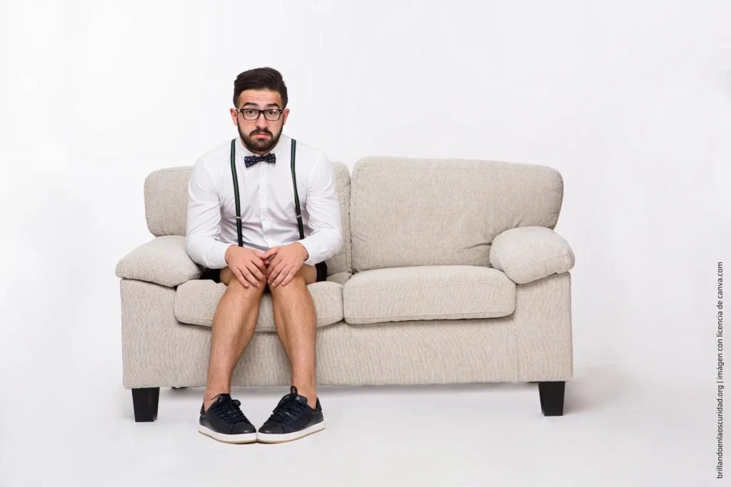 img el estigma de la terapia 4 • https://brillandoenlaoscuridad.org/es/el-estigma-de-la-terapia-aun-un-tabu-entre-los-hombres/ • Artículos Educativos • estigma, hombre, terapía •