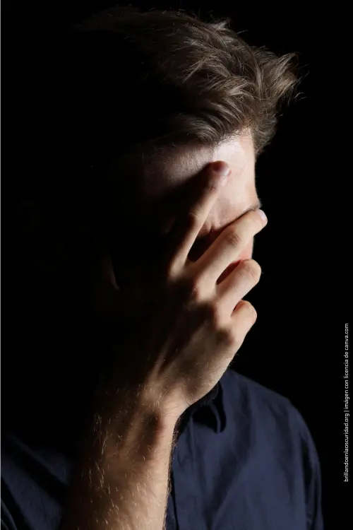 img el estigma de la terapia 5 • https://brillandoenlaoscuridad.org/es/el-estigma-de-la-terapia-aun-un-tabu-entre-los-hombres/ • Artículos Educativos • estigma, hombre, terapía •