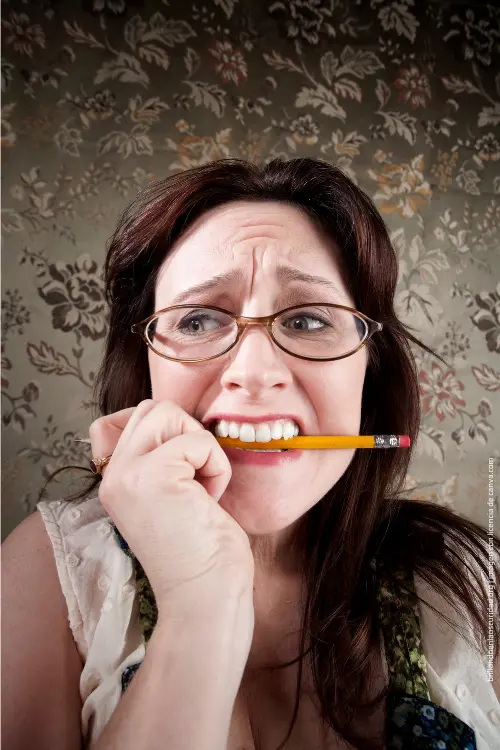 img socorro mi pareja 2 • https://brillandoenlaoscuridad.org/es/socorro-mi-pareja-esta-en-otra-onda-navegando-las-olas-de-los-cambios-vitales/ • Artículos Educativos • matrimonio •